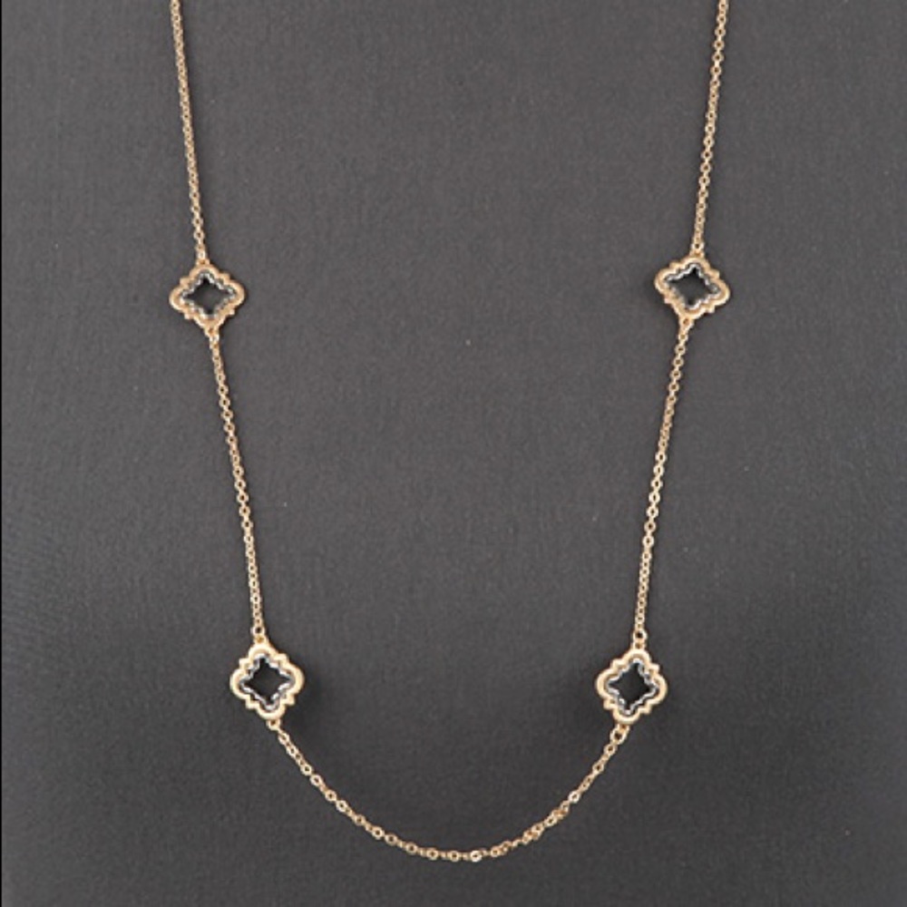 Quatrefoil Two Tone Necklace